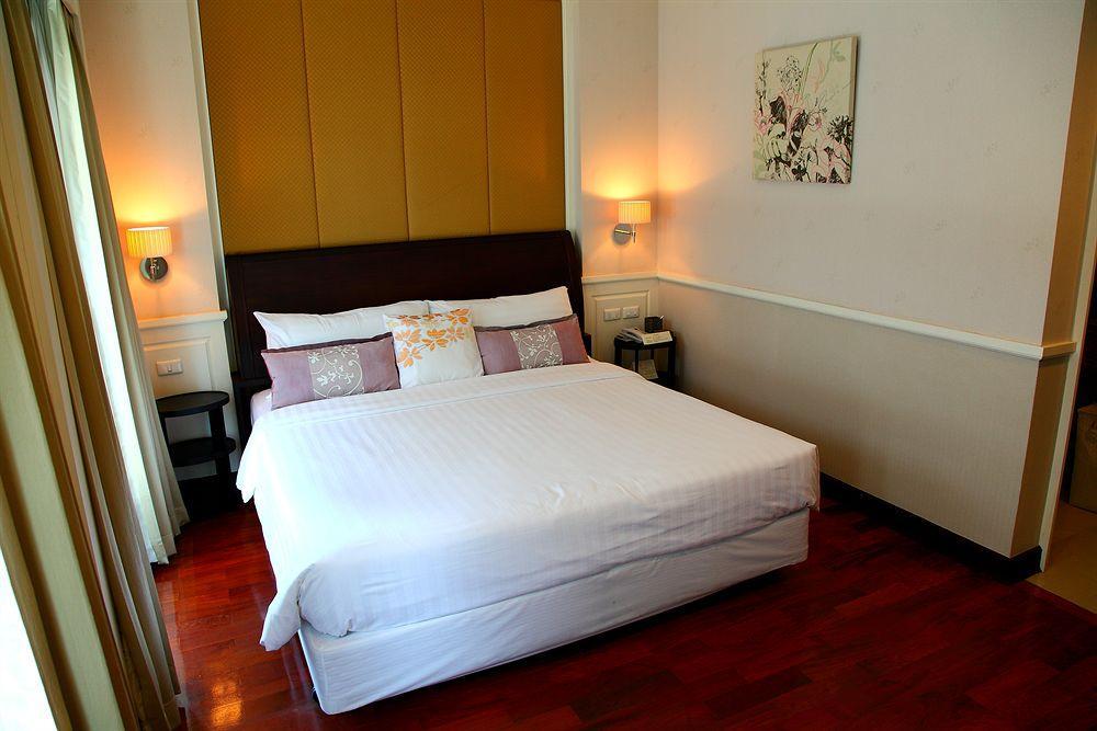 Aurum The River Place Bangkok Buitenkant foto