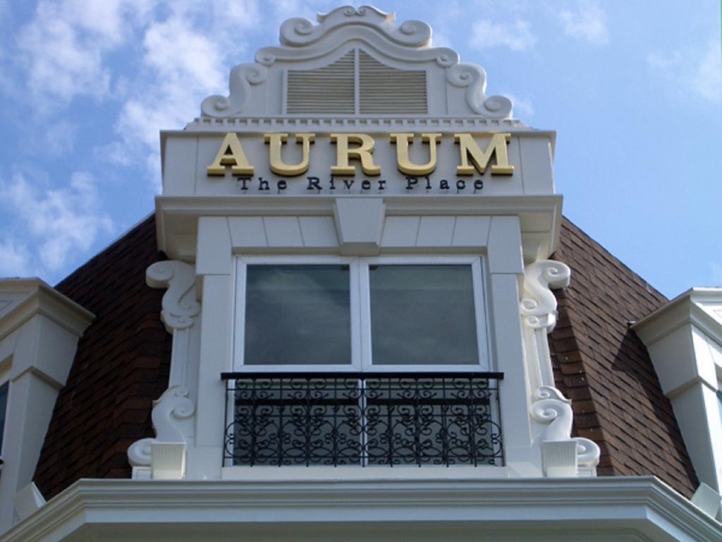 Aurum The River Place Bangkok Buitenkant foto